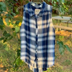 Arizona Sleeveless Flannel Shirt